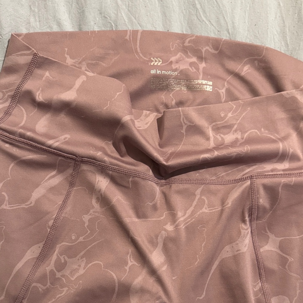 All in Motion Blush Marble Leggings